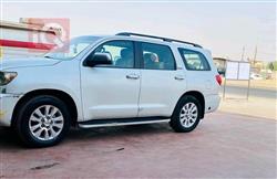 Toyota Sequoia